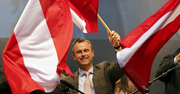 Győzelemre állhat a szélsőjobboldali Norbert Hofer Ausztriában. Fotó: Reuters.